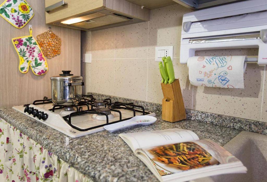 Cervi Flat Close To The Sea And The Historic Centre Of Alghero Bagian luar foto